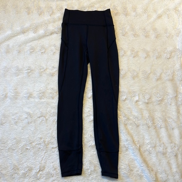 Size 2 Black Lululemon Leggings - Picture 1 of 2